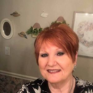 Meet your Posher, Glinda